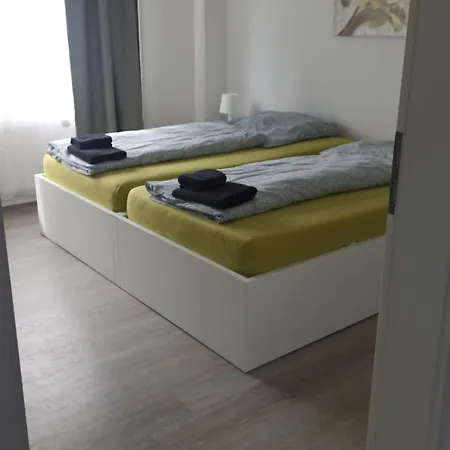 Helle An Der Rheinpromenade 50 Qm * Duisburg